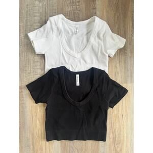 Zenana Cropped Ribbed Tee Set S/M Black White Stretch Basic Tops
